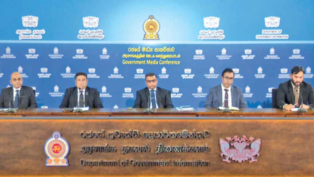 Sri Lanka Mandates Corporate Responsibility for Plastic Waste Management